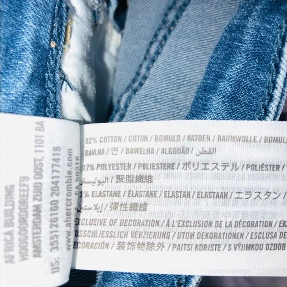 FLASH SALE Hollister Low Rise Skinny Jeans - Picture 4 of 7